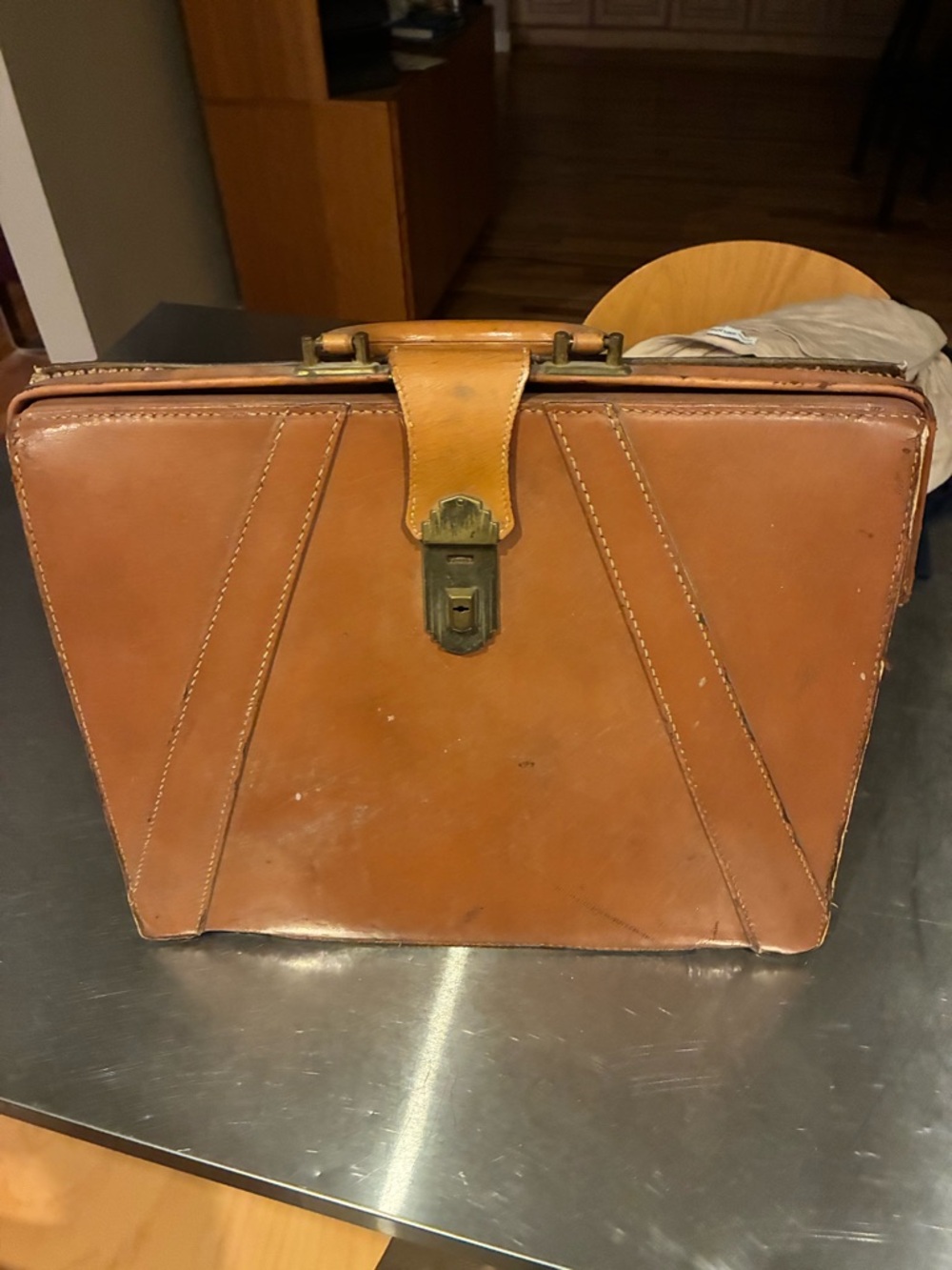 NBC Brief Case National Brief Case Classic Brown Leather Briefcase Travel Bag - Picture 1 of 13